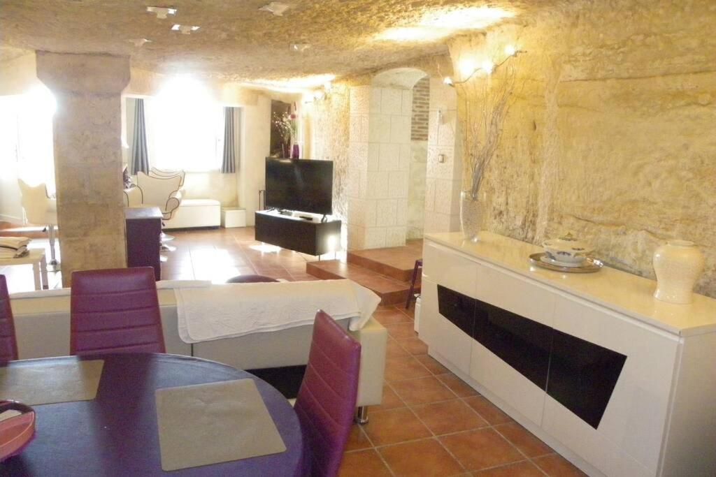 Les Hauts De Nazelles Esterno foto